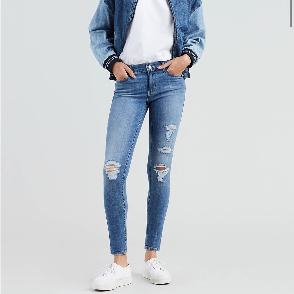 Levi’s 710 Super Skinny Jeans